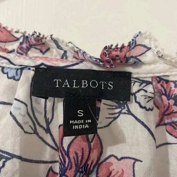 TALBOTS SMOCKED SHOULDER TOP - FLORAL VINES SIZE S - Picture 4 of 9